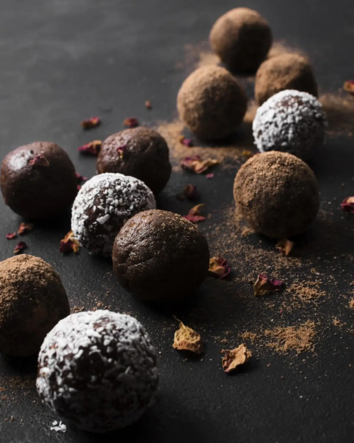 Truffes au chocolat et noix de coco — Les Rochettes